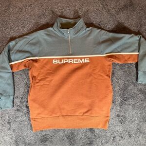 Supreme Quarter Zip